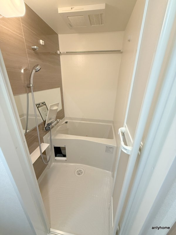 プレサンス四天王寺前夕陽ヶ丘ヴィリード　仲介手数料無料の浴室