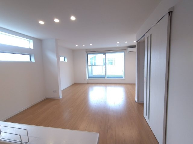 若宮２丁目戸建ての居間・リビング