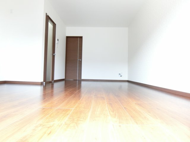 autorimessaの居間・リビング|※現況優先
