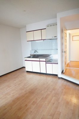 【居間・リビング】 | 第2アゼリアハイツ