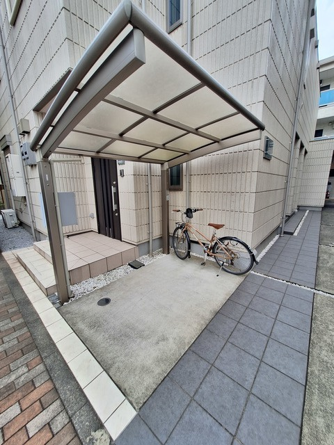 リバーアークのその他共用部分|屋根付き駐輪場