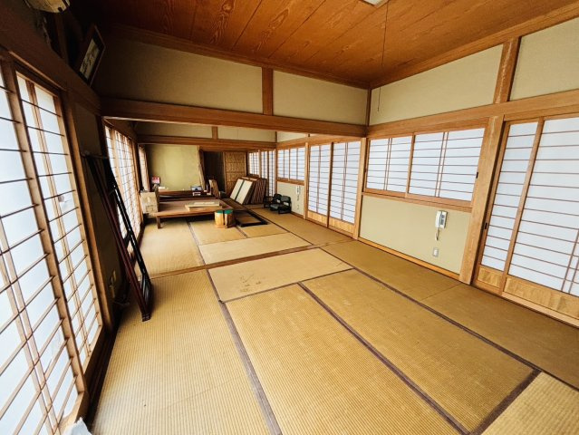 栃木県塩谷郡塩谷町　住居付き店舗の和室