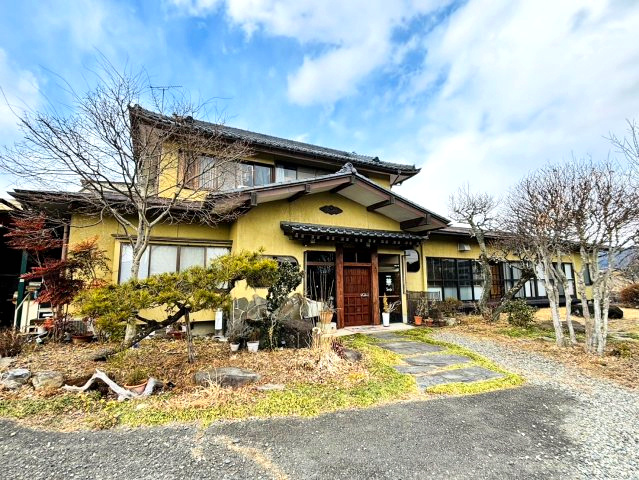 栃木県塩谷郡塩谷町　住居付き店舗