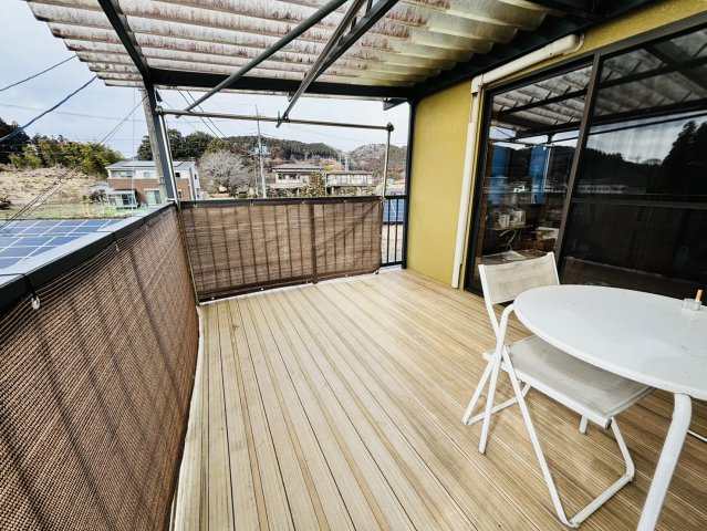 栃木県塩谷郡塩谷町　住居付き店舗のバルコニー