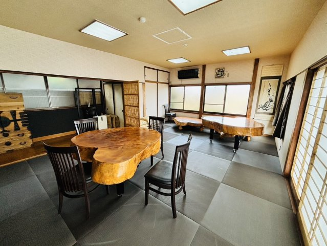 栃木県塩谷郡塩谷町　住居付き店舗の内装