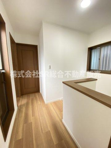 布市町4丁目中古戸建の内装|振分タイプの間取りで個々のプライバシーが守られます！