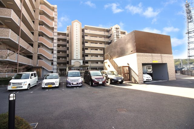 【駐車場】の画像