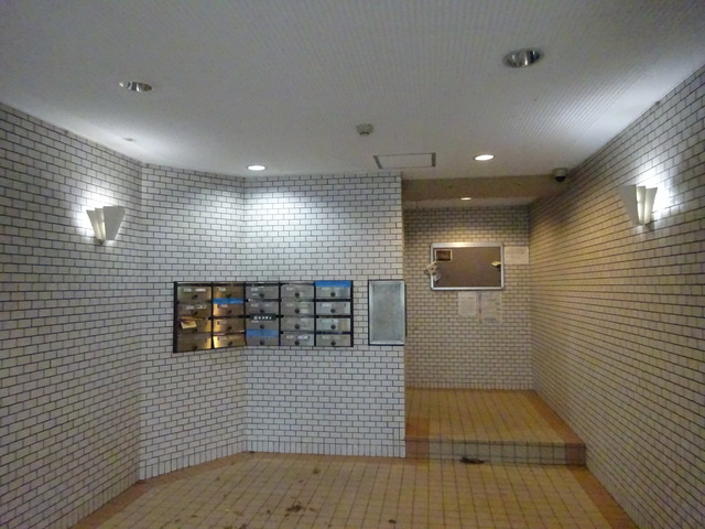 【エントランス】