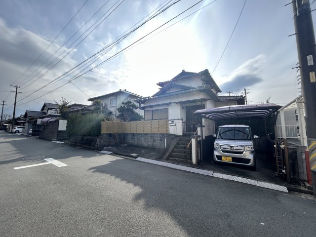 津市片田新町　戸建の画像