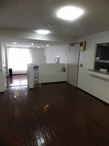 東建小石川マンションのエントランス