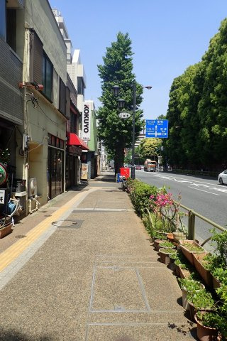 ユノー東大前の周辺