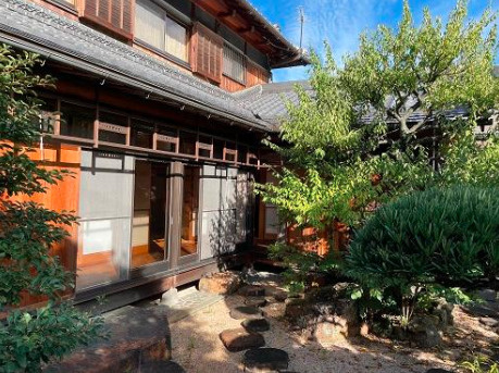 桜が丘南町貸家