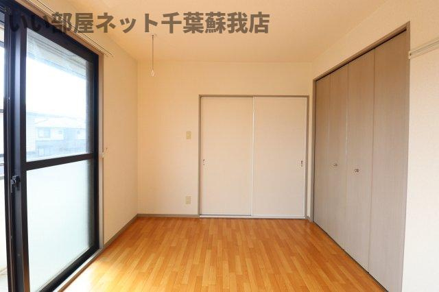 ロイヤル・スクエア　Ａの洋室