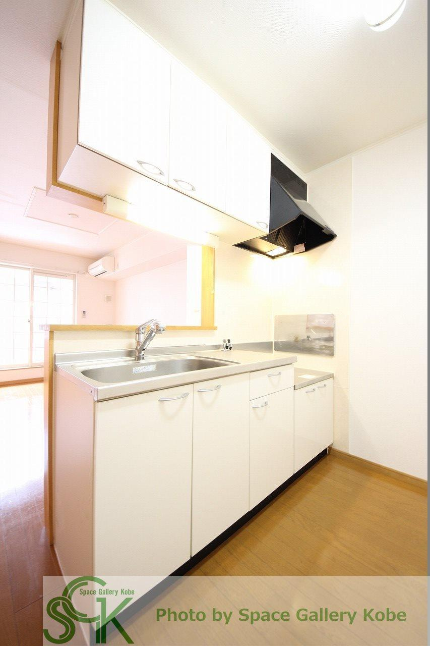 ガーデンヒルズ神戸西のキッチン|※お部屋により仕様が異なる場合があります。