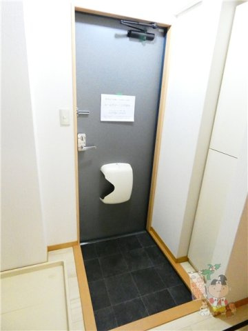 エステート富町の玄関