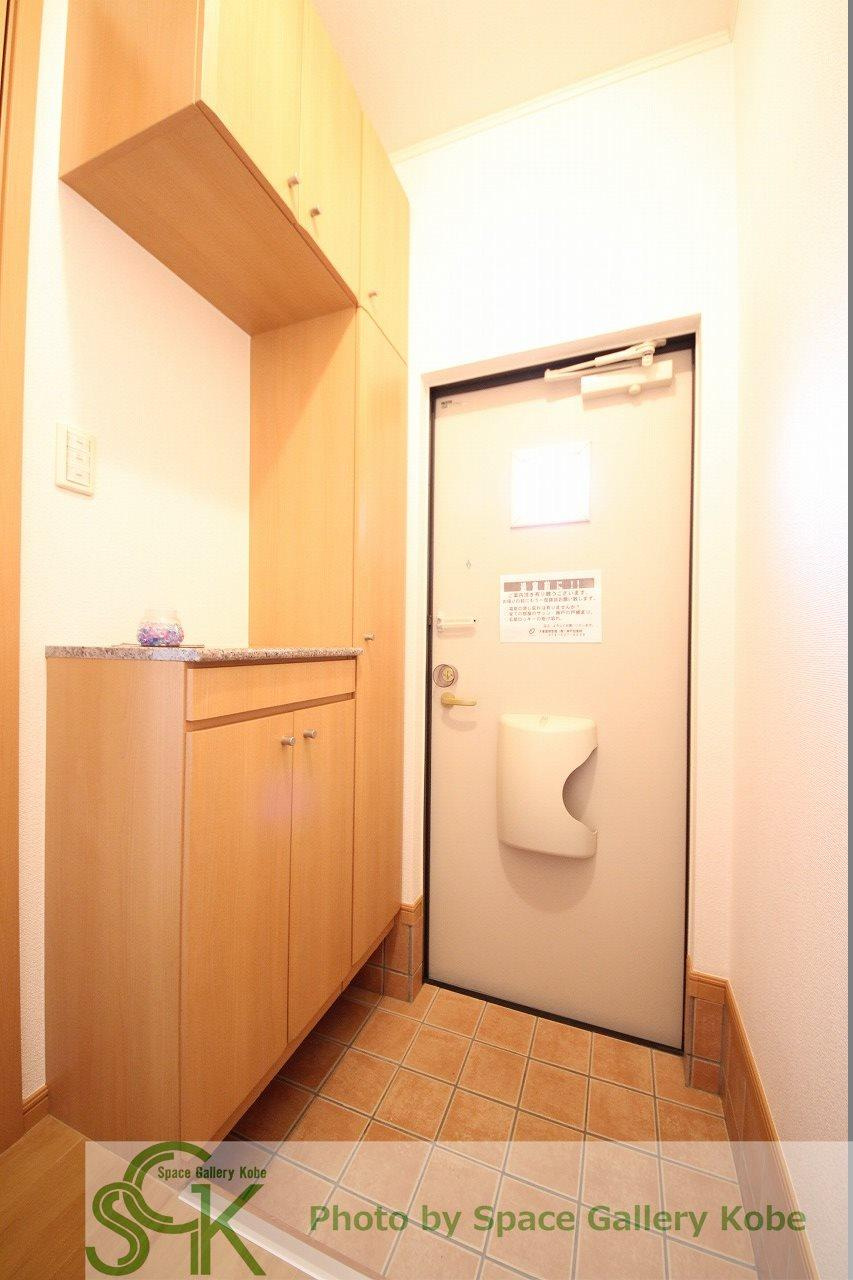 サワーパルシェの玄関|※同一メーカー施工のイメージ写真です※