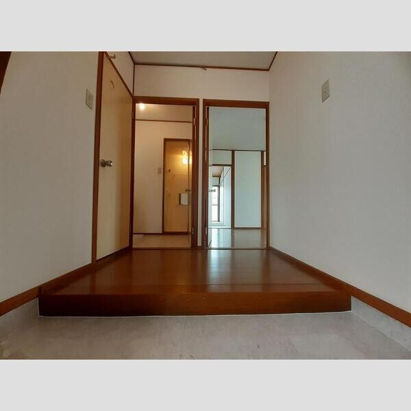 ハウス・テラ・サイドの玄関