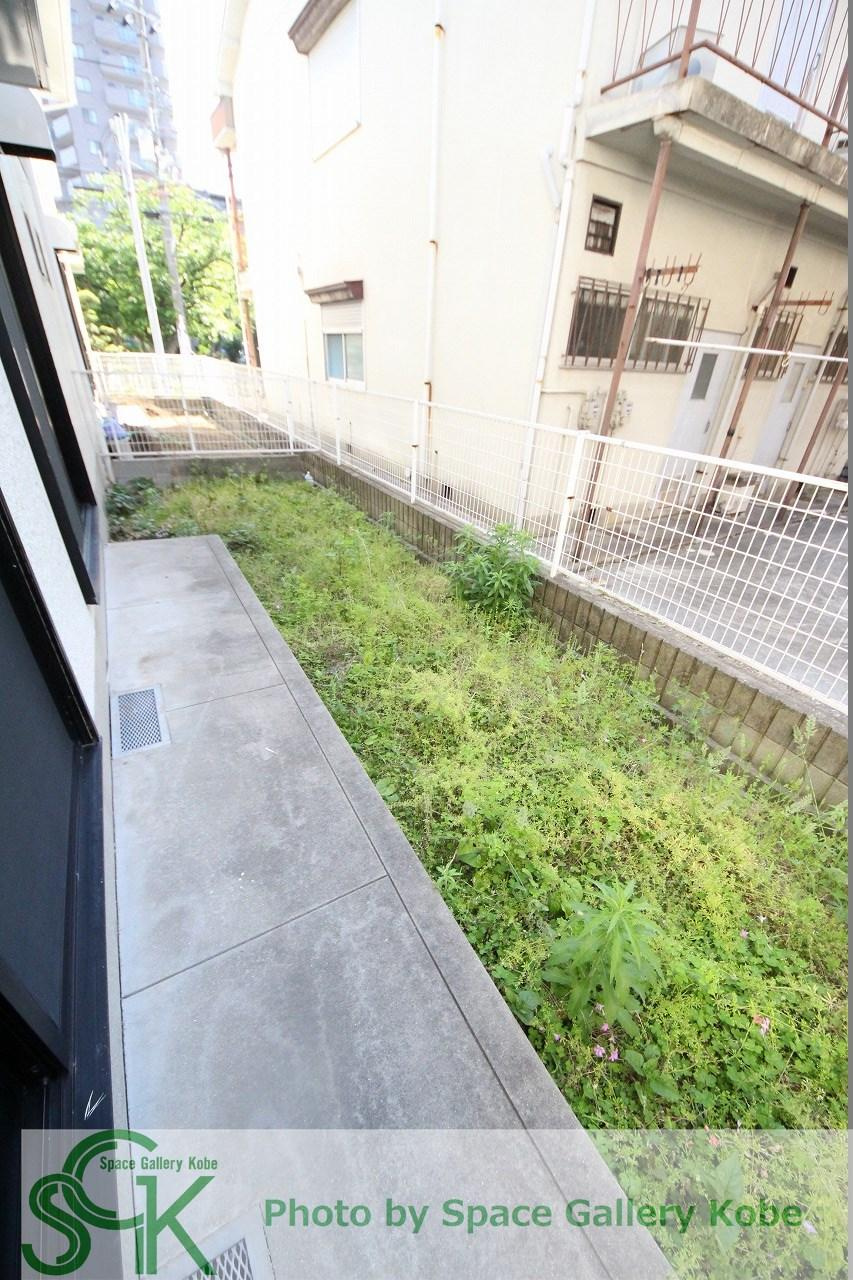 ジュネス・マノアールⅠ　A棟の庭|※お部屋により仕様が異なる場合があります※