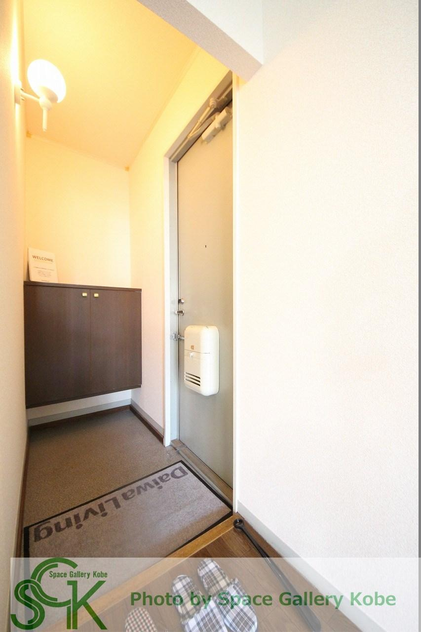 ジュネス・マノアールⅠ　A棟の玄関|※お部屋により仕様が異なる場合があります※