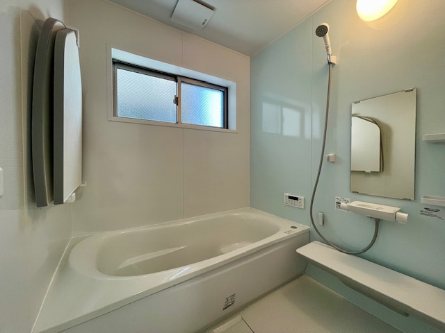 茅ヶ崎市美住町　中古戸建の浴室|新規リフォーム完了！1坪タイプ　ユニットバス