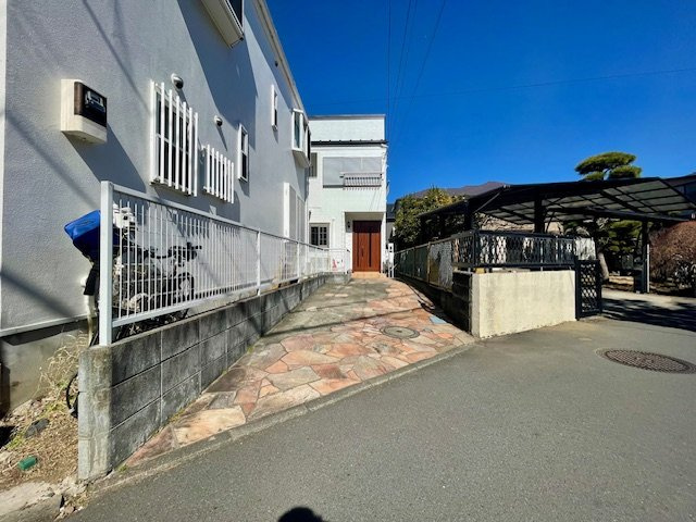 茅ヶ崎市美住町　中古戸建