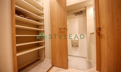 【玄関】 | カインドステージ横浜台町