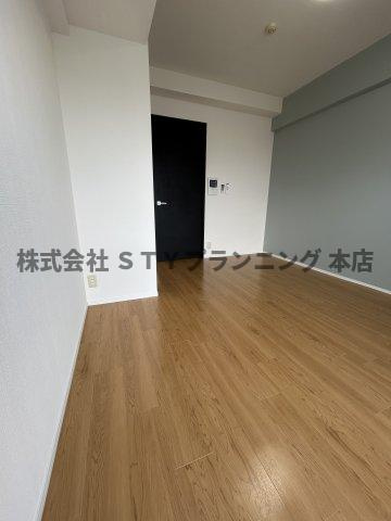 仲介手数料０円！カレント今池の居間・リビング