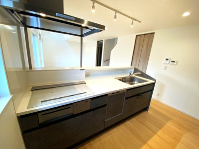  | 岩倉村松町　中古戸建【2023年1月築★４方道路★アイ工務店の注文建築】