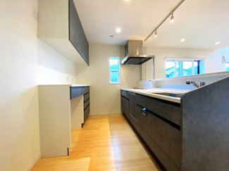  | 岩倉村松町　中古戸建【2023年1月築★４方道路★アイ工務店の注文建築】