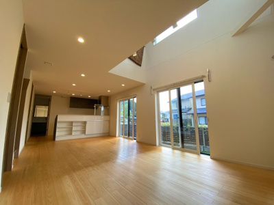  | 岩倉村松町　中古戸建【2023年1月築★４方道路★アイ工務店の注文建築】