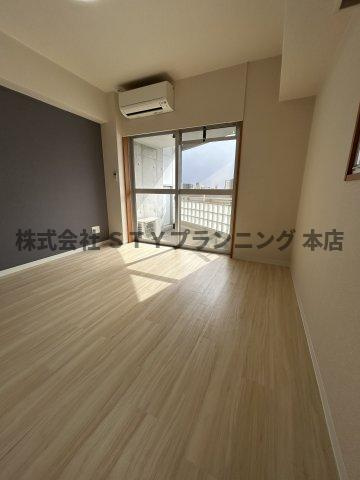 仲介手数料０円！グランステージ千種の居間・リビング