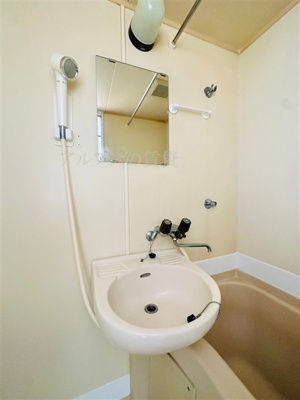 【洗面所】 | メゾンソレイユ