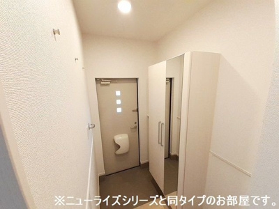 【玄関】 | フランメゾンＢ