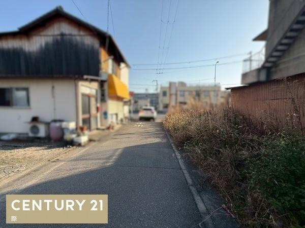 和歌山市汐見町3丁目　土地の前面道路含む現地写真