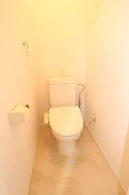 【トイレ】 | アーシャーハウス C | トイレも気になるポイント