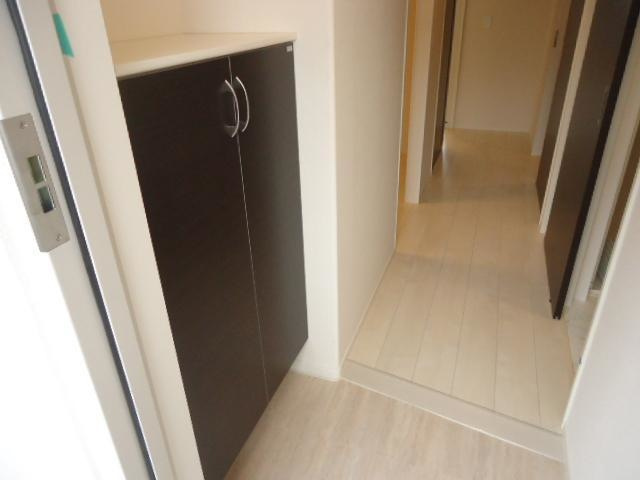 Pruciluの玄関