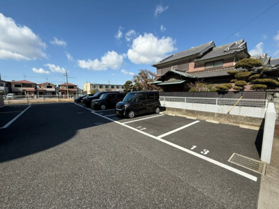【駐車場】 | オーク一番館