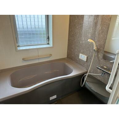 稗田町貸家の浴室