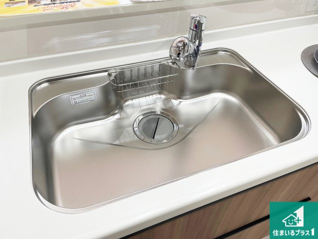 宝塚市御殿山　新築一戸建ての設備|広々としたシンクで食器洗いも楽々！
