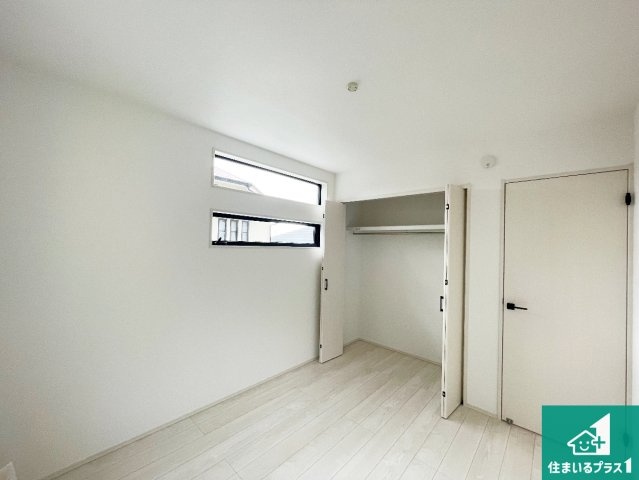 宝塚市御殿山　新築一戸建ての洋室|シンプルな洋室は、自分好みのインテリアが楽しめます♪ご家族とインテリアや家具を選びに行くのは新築購入時の醍醐味の一つです。ぜひお楽しみください♪