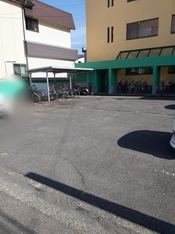 グリーンハイツの駐車場|カースペースがあります