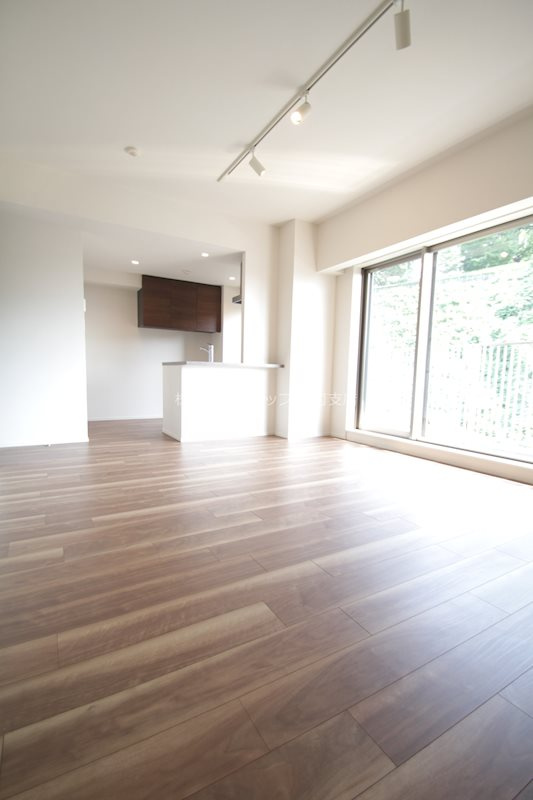 ザ・パークハビオ横浜山手の居間・リビング