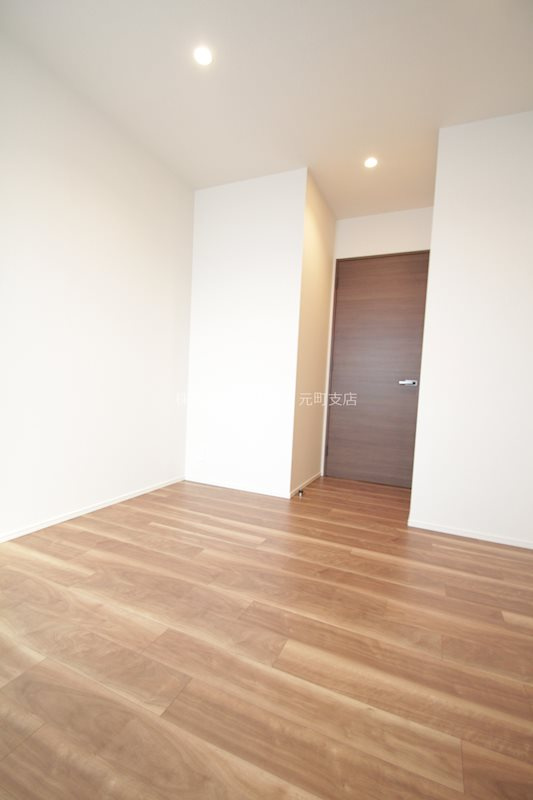 ザ・パークハビオ横浜山手の洋室