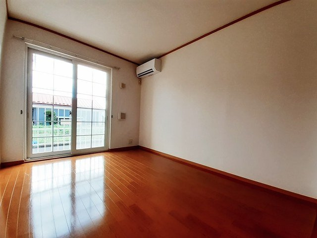 ブライトＭＡＣＨＩＹＡＳＩＫＩの居間・リビング