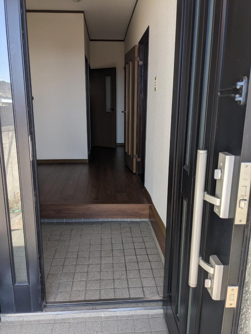 高崎市新後閑町中古住宅の玄関
