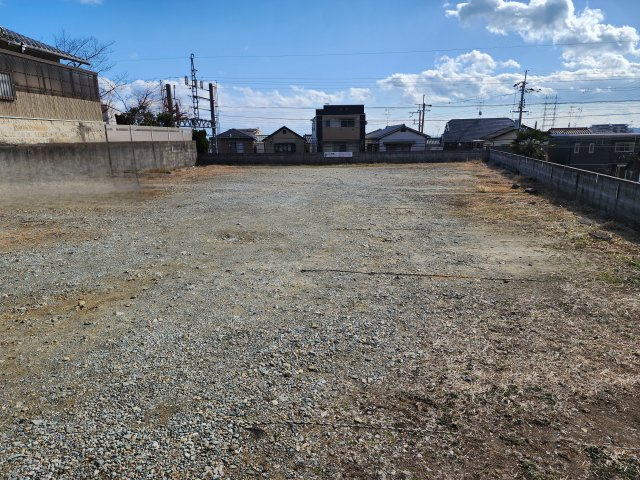 西岡駐車場の外観