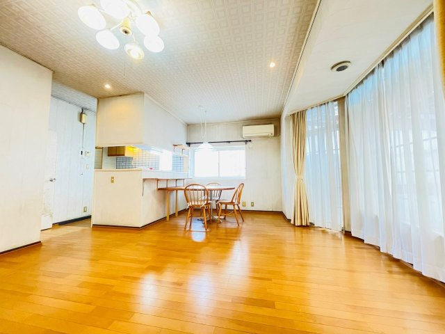 岡崎市上地2丁目の居間・リビング