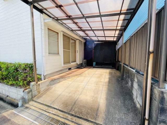 岡崎市上地2丁目の駐車場