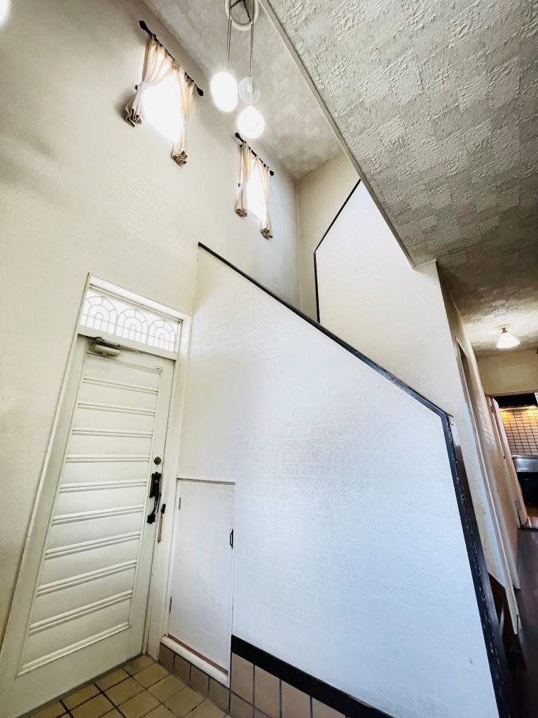 岡崎市上地2丁目の玄関