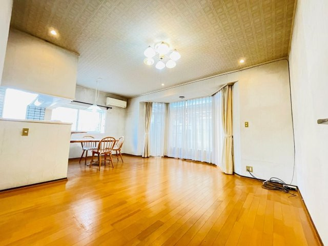 岡崎市上地2丁目の居間・リビング